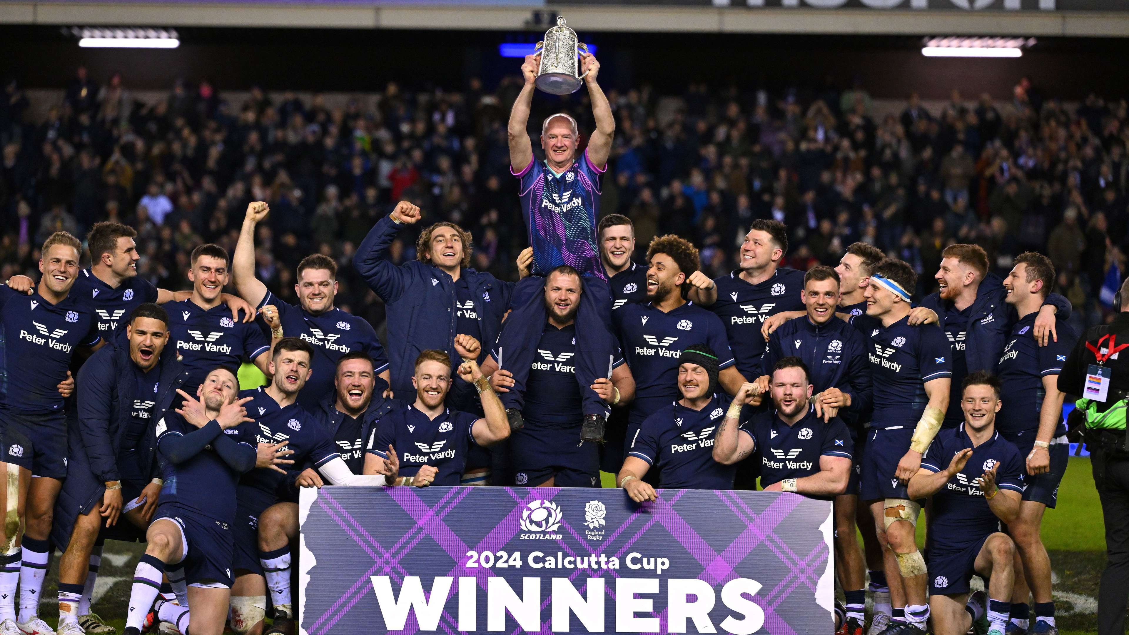 布莱顿将继 布莱顿将继